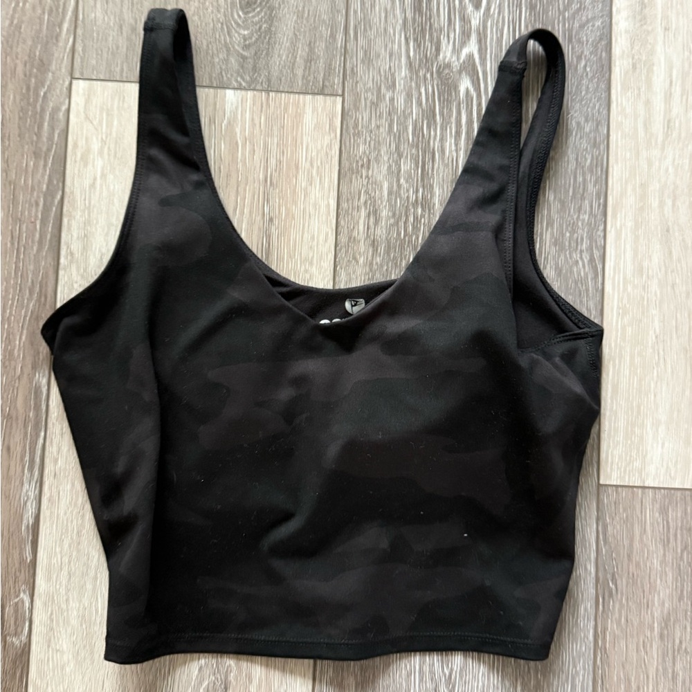 Black Camo Cropped Tank Top
